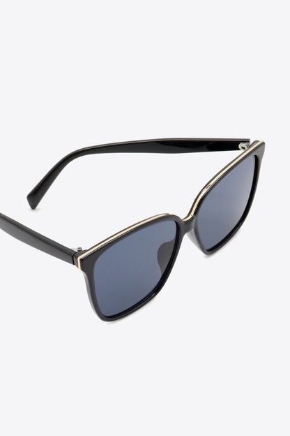 Polycarbonate Frame Wayfarer Sunglasses