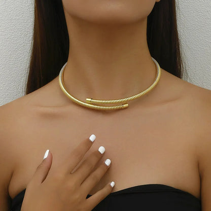 Women’s Adjustable Open Collar Necklace