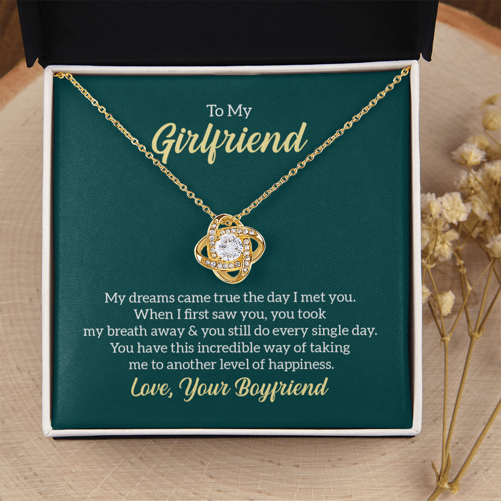 Girlfriend Lov Necklace