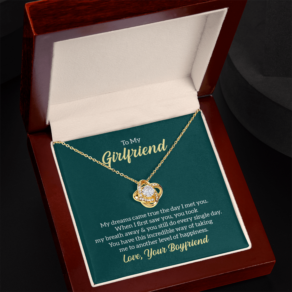 Girlfriend Lov Necklace