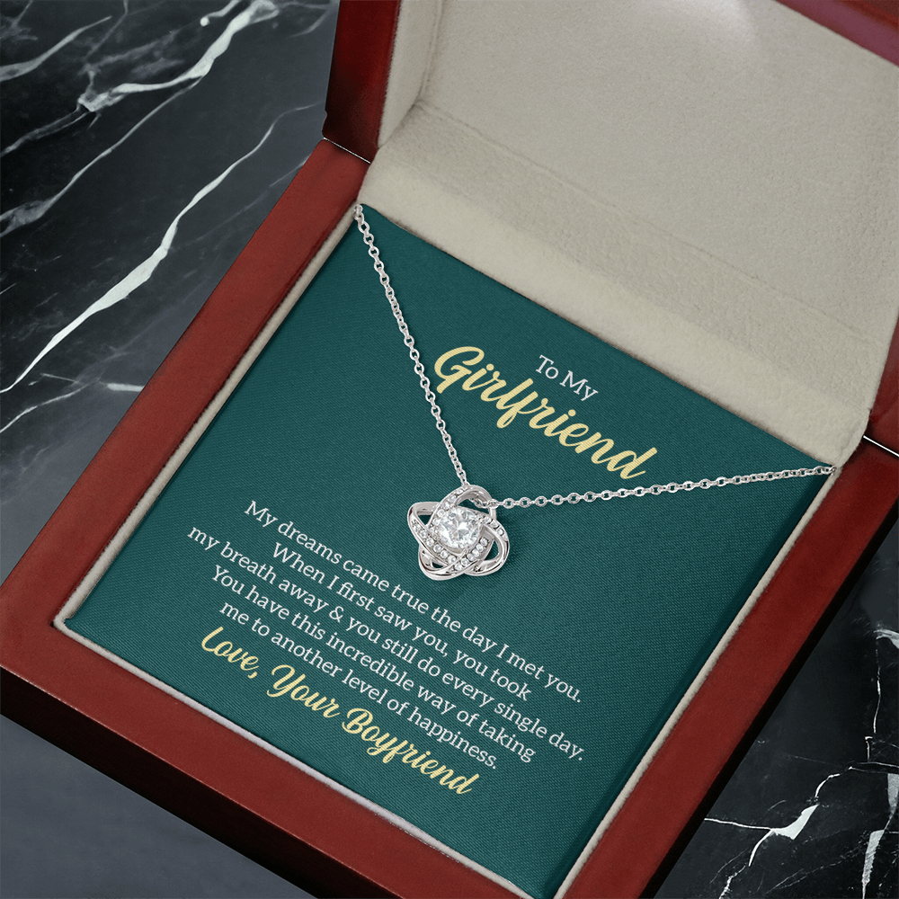 Girlfriend Lov Necklace