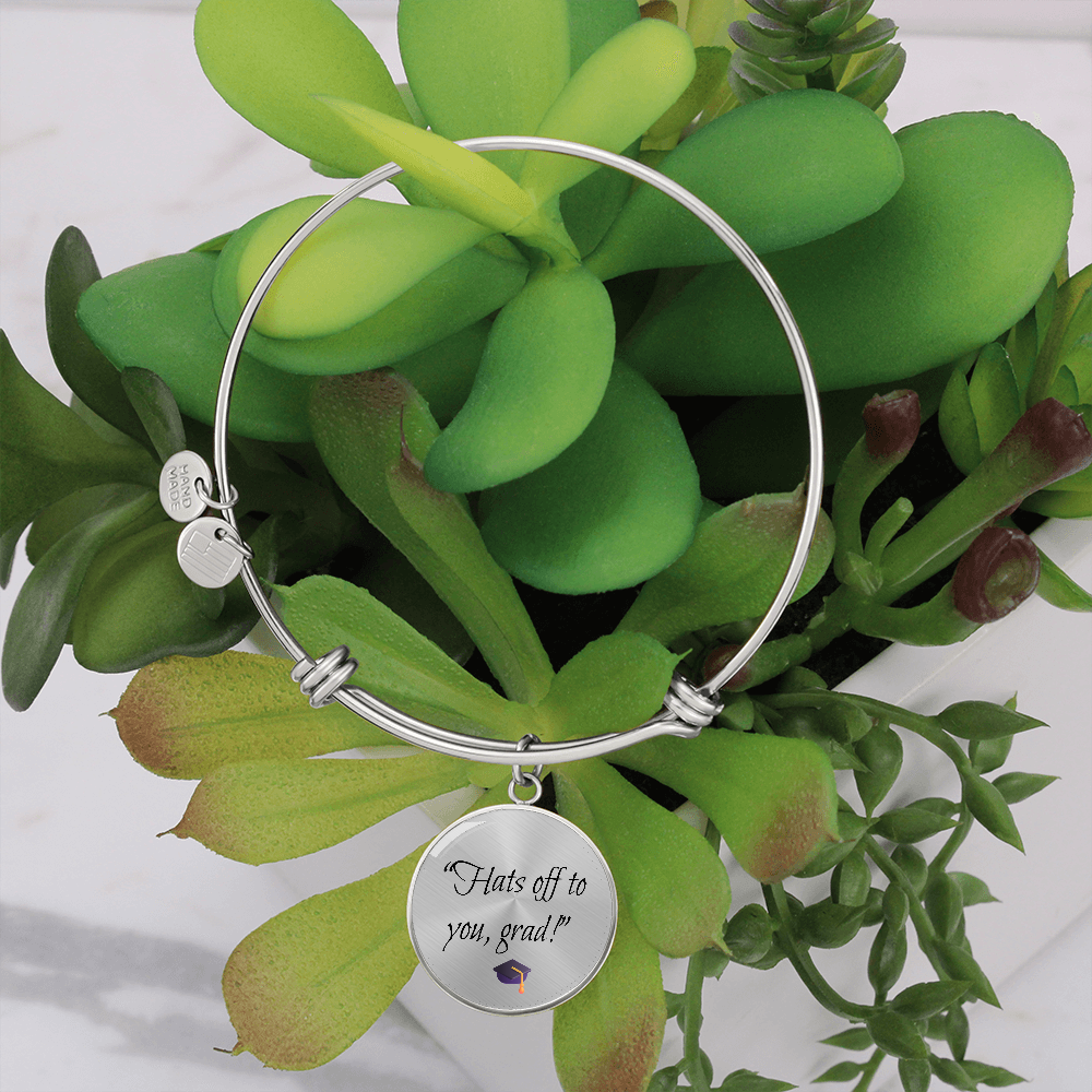 "Hats off to you, grad" Bracelet